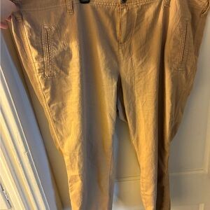 Torrid Women's Tan Capris